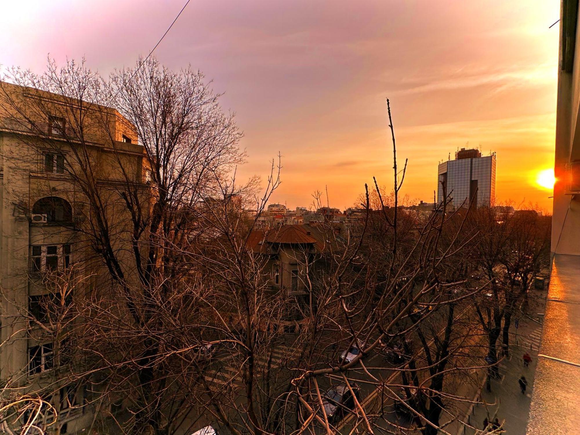 Ultracentral Apartment 4 Rooms - Old City Center -120 Square Meters - Bucareste Exterior foto