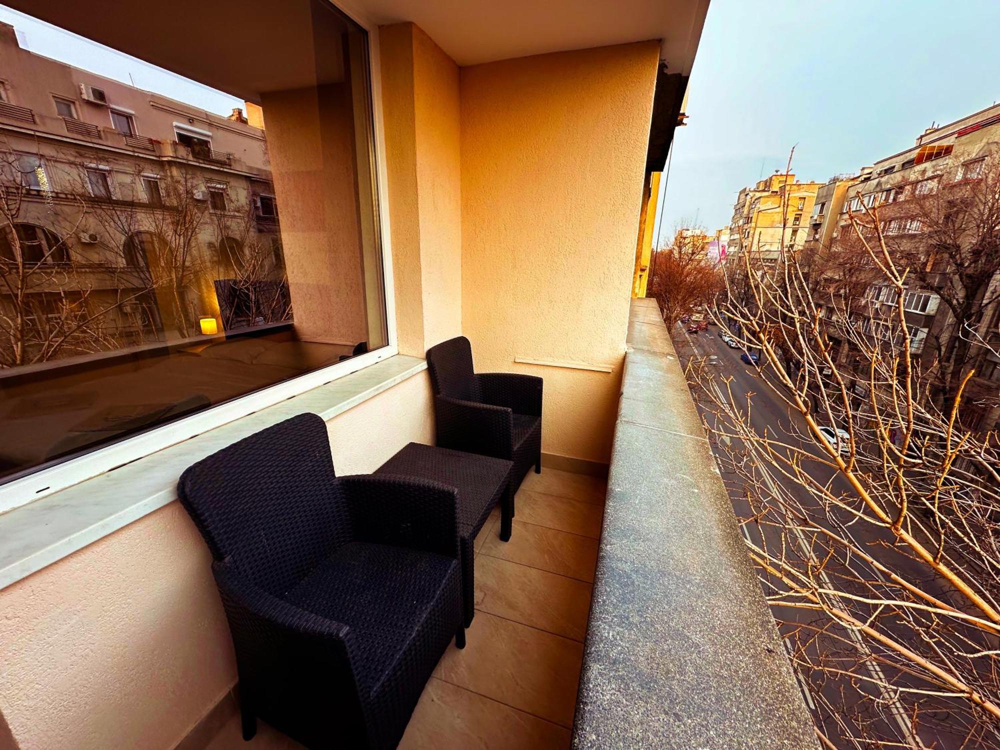 Ultracentral Apartment 4 Rooms - Old City Center -120 Square Meters - Bucareste Exterior foto